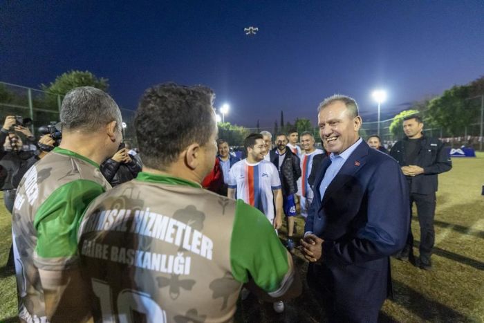 Mersin Bykehir Belediyesinin birimler aras futbol turnuvasna start verildi