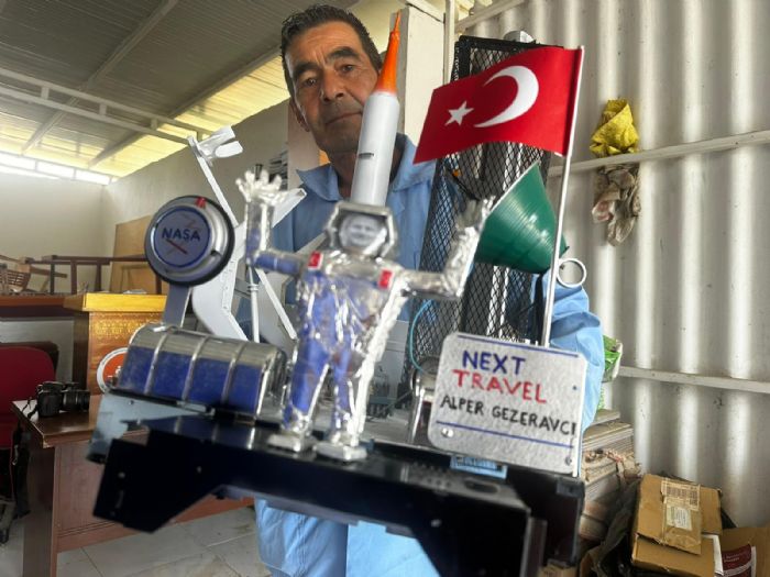 SIFIR ATIKTAN ALPER GESERAVCI VE UZAY ARACININ MNYATRN YAPTI