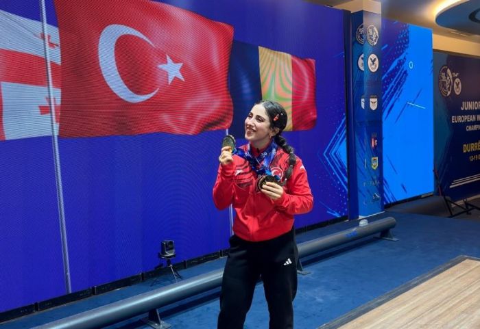 Tarsuslu milli halterci 2 Avrupa rekoruyla �ampiyon oldu