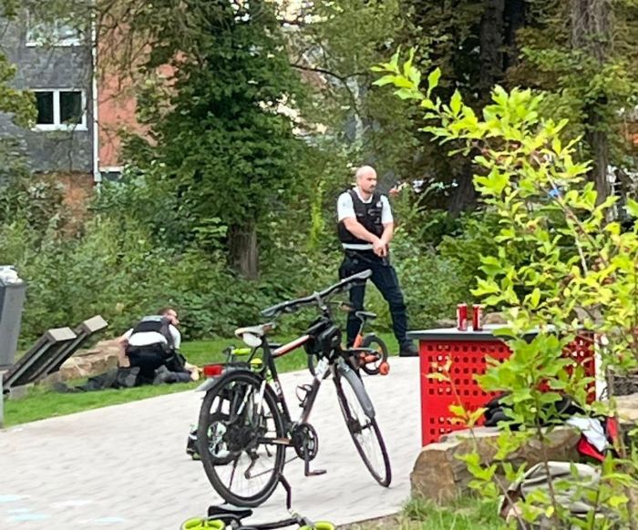 Bel�ika'da T�rk baban�n polis kur�unuyla hayat�n� kaybetti�i iddias�
