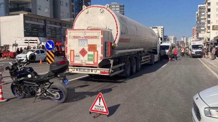 Tankerin �arpt��� yaya hayat�n� kaybetti