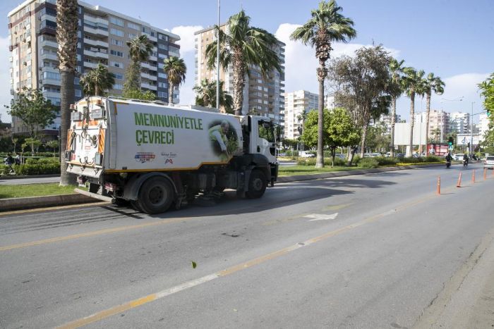 Mersin'de belediye ekipleri ya dolaysyla teyakkuza geti