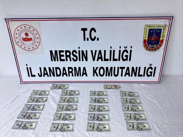 Mersin'de sahte dolarlar ele geirildi