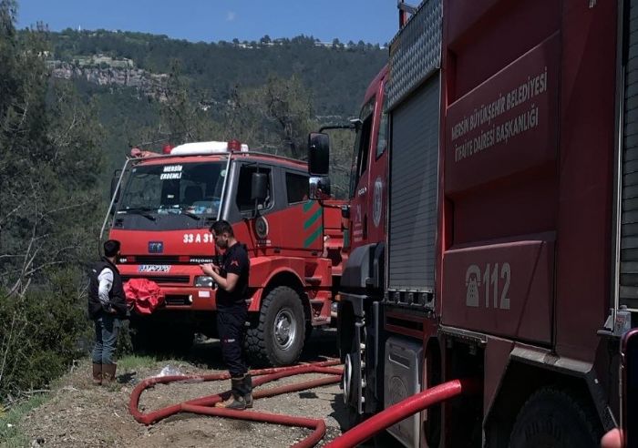 Mersin'de orman yang�n�: Ekiplerin m�dahalesiyle kontrol alt�na al�nd�