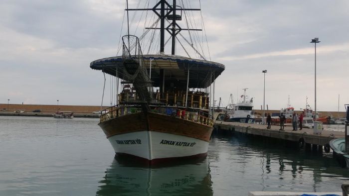 Turizm sezonu �ncesi gezi tekneleri bak�ma al�nd�