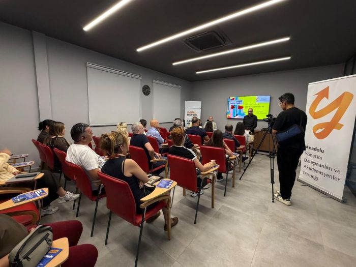 Mersin�de aile �irketlerine kurumsalla�ma e�itimi