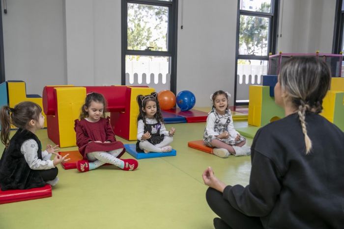 Tarsus'ta alan 'ocuk Geliim Merkezi' hizmete balad