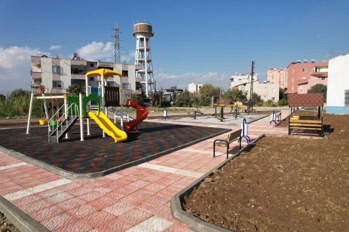 Akdeniz Belediyesi 6 park� ba�tan sona yeniledi
