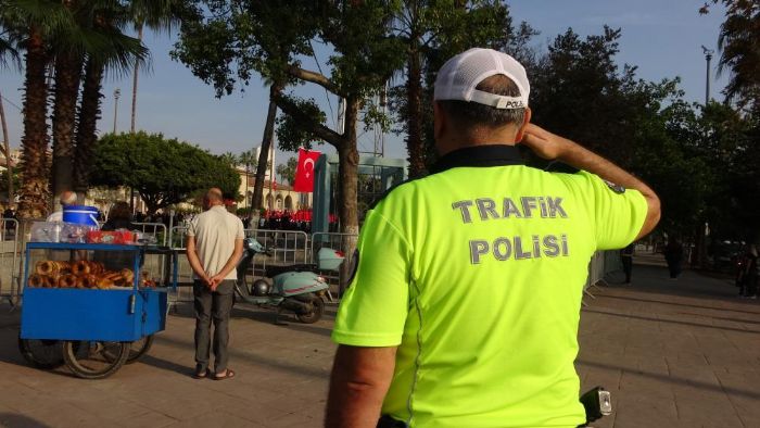 Atatrk, lmnn 87. ylnda Mersin'de anld