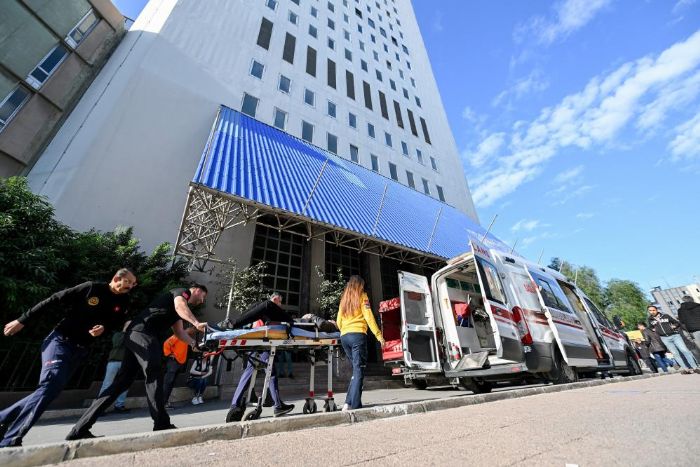 Mersinde i merkezinde yangn ve kurtarma tatbikat yapld