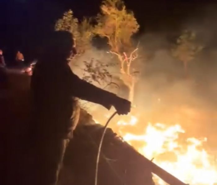 Barakay kl eden yangn seralara ulamadan sndrld