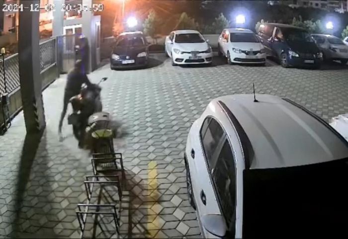 Hrszlar gvenlik kameras saniye saniye kaydetti