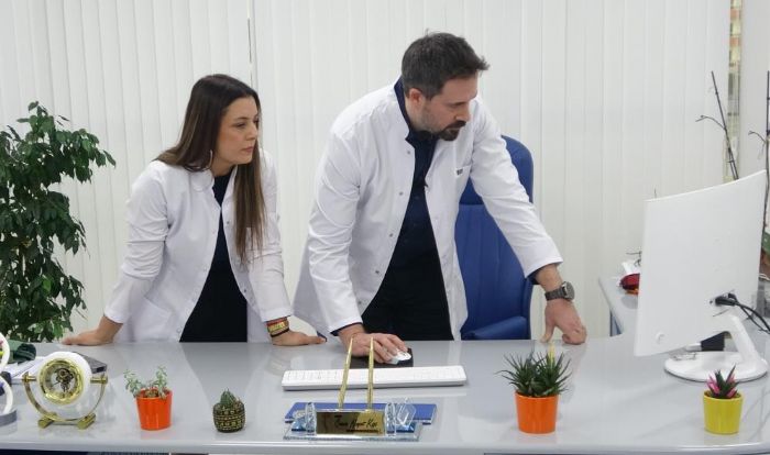 Doktor �ift, hayat kurtaran teknoloji geli�tirdi: Yapay zekal� takip sistemiyle an�nda m�dahale imkan�