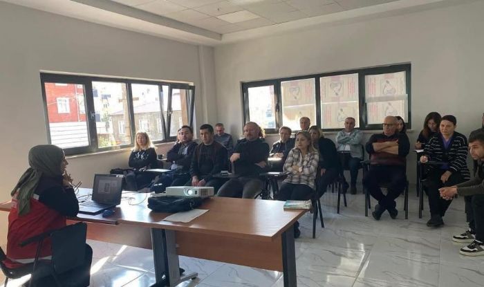 Mersin'de 'Kadna Kar iddetle Mcadele' konulu seminer dzenlendi