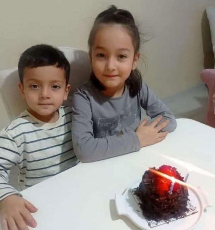 Mersin'de iki karde�in �ld��� olayda tedavisi tamamlanan anne ile baba taburcu oldu