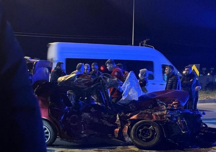 Mersin'de kaza: 1 �l�