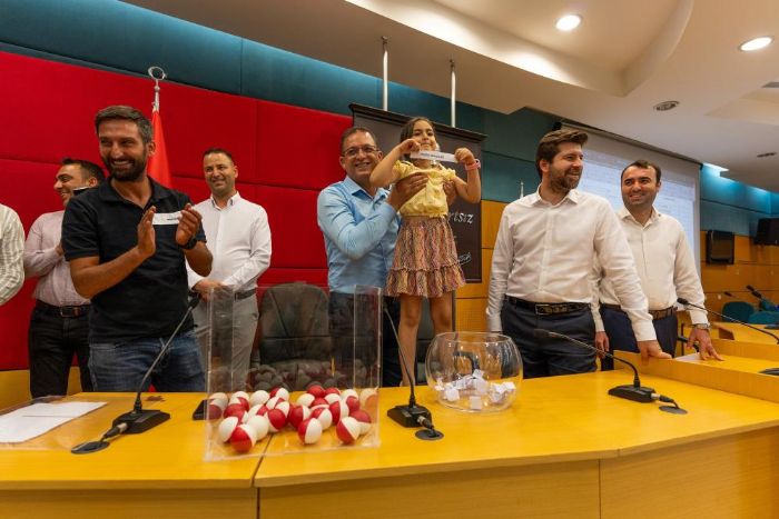 Tarsus'ta Geleneksel Kyler Aras Futbol Turnuvas balyor