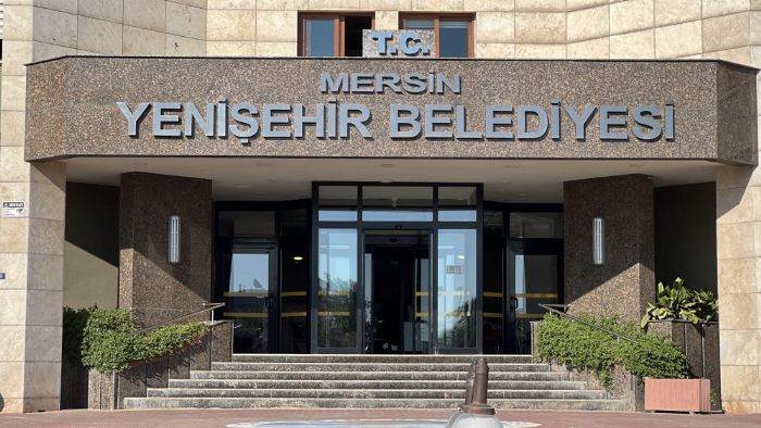 Mersin'in Yeni�ehir Belediyesi'ne yolsuzluk operasyonu: 30 g�zalt� karar�