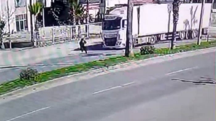 Karya gemeye alan kza tr arpt: O anlar kamerada