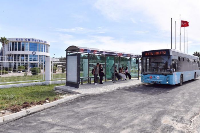 Mersin Bykehir Belediyesi niversite rencilerini unutmad