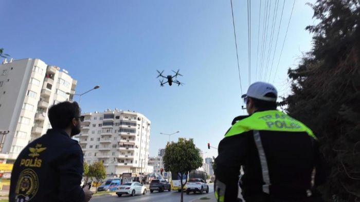 Mersin'de trafikte kameral� s�k� denetim: 10 g�nde bin 413 s�r�c� ceza yedi