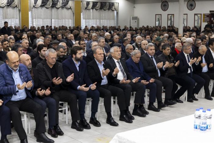 Bakan Seer'in vefat eden kardei iin mevlit okutuldu