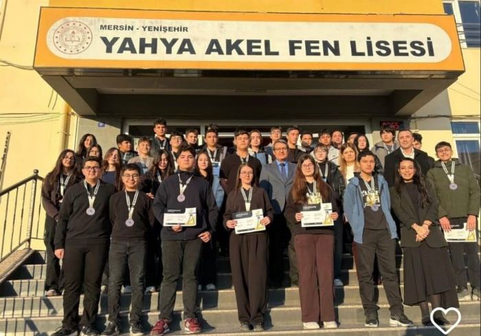 Yahya Akel Fen Lisesi ��rencileri Matematik Olimpiyatlar�nda d�nya birincisi oldu