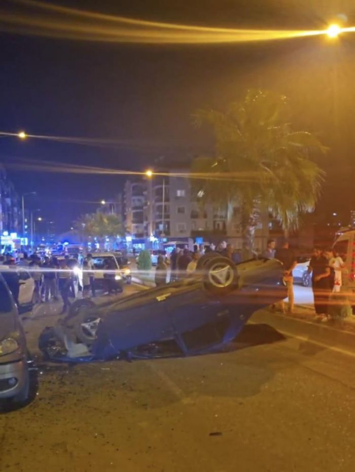 Kaza yapan ara�taki 3 ki�i ka�t�, k�sa s�rede polise yakaland�