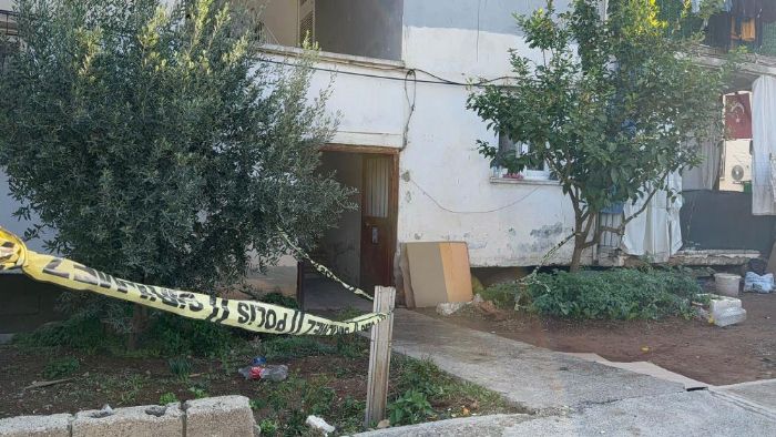 Mersin'de koca vaheti: Uzaklatrma karar aldrd iin eini ldrd